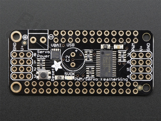 Servo motor driver board/ PWM 8 channel Featherwing - Adafruit 2928